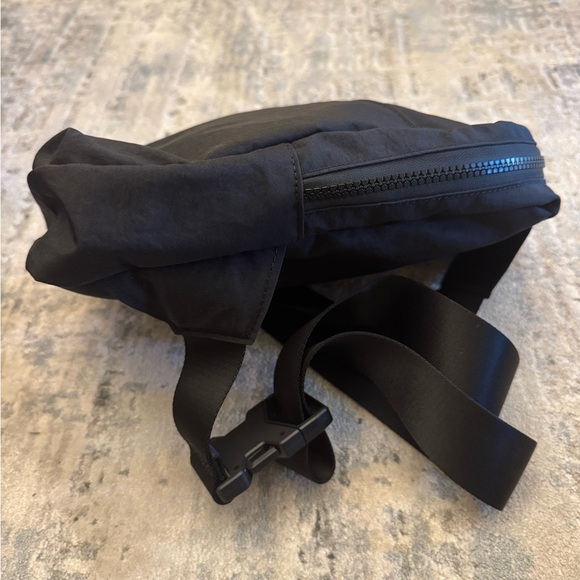 Nike Black Crossbody Bag for Men - Picture 7 of 8